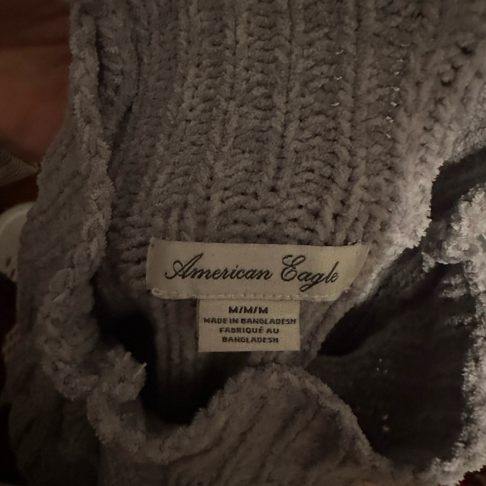American Eagle Outfitters Gray Cable Knit Sweater
